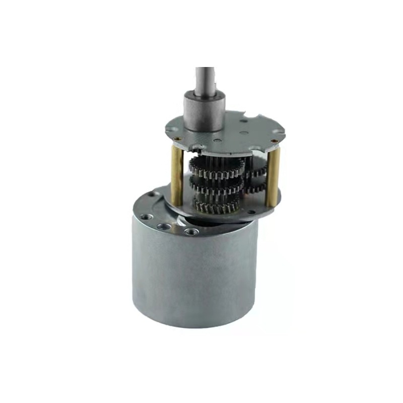 محرك تروس كهربائي عاكس 12 فولت - مراجعة Geared Motor وسعره